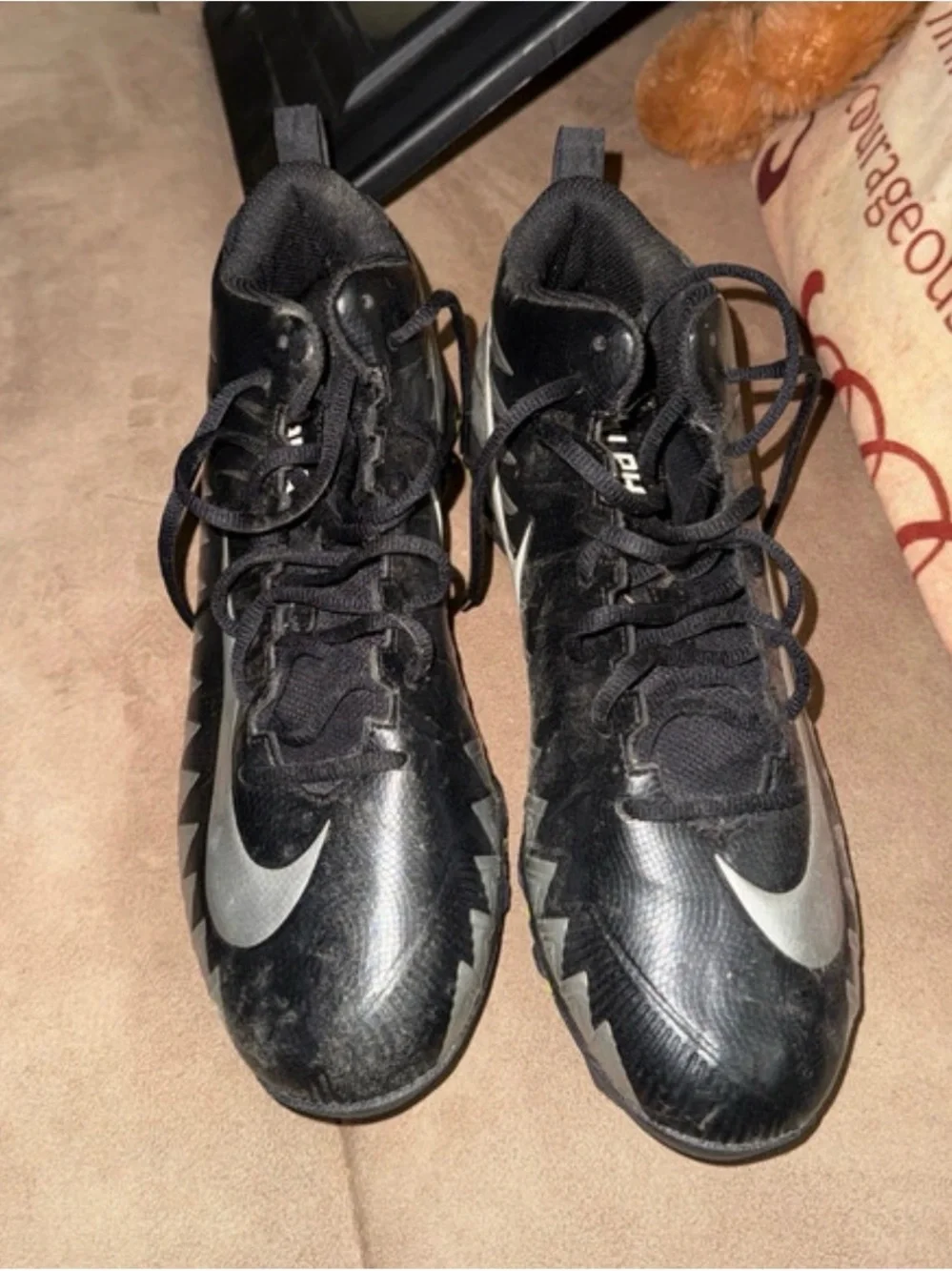 Nike Black, Silver and Neon Green Athletic Cleats
